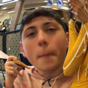 Meet your Posher, Finn